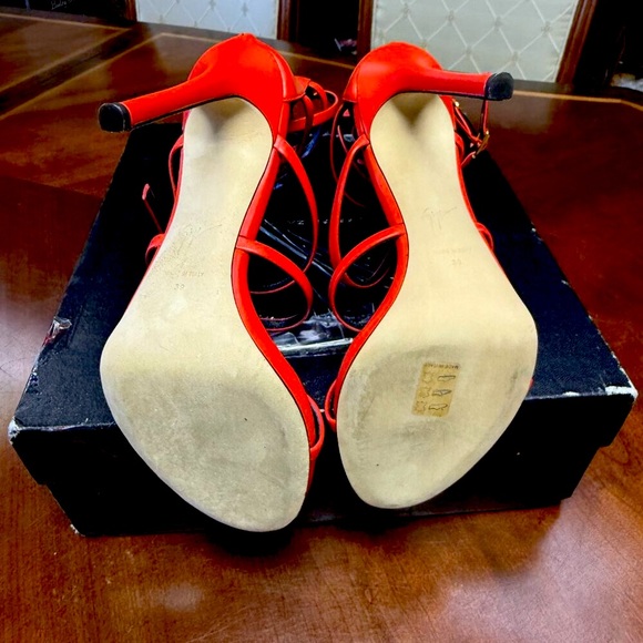 Stunning Giuseppe Zanotti Gladiator Sandals EU 39 NIB - Picture 5 of 9